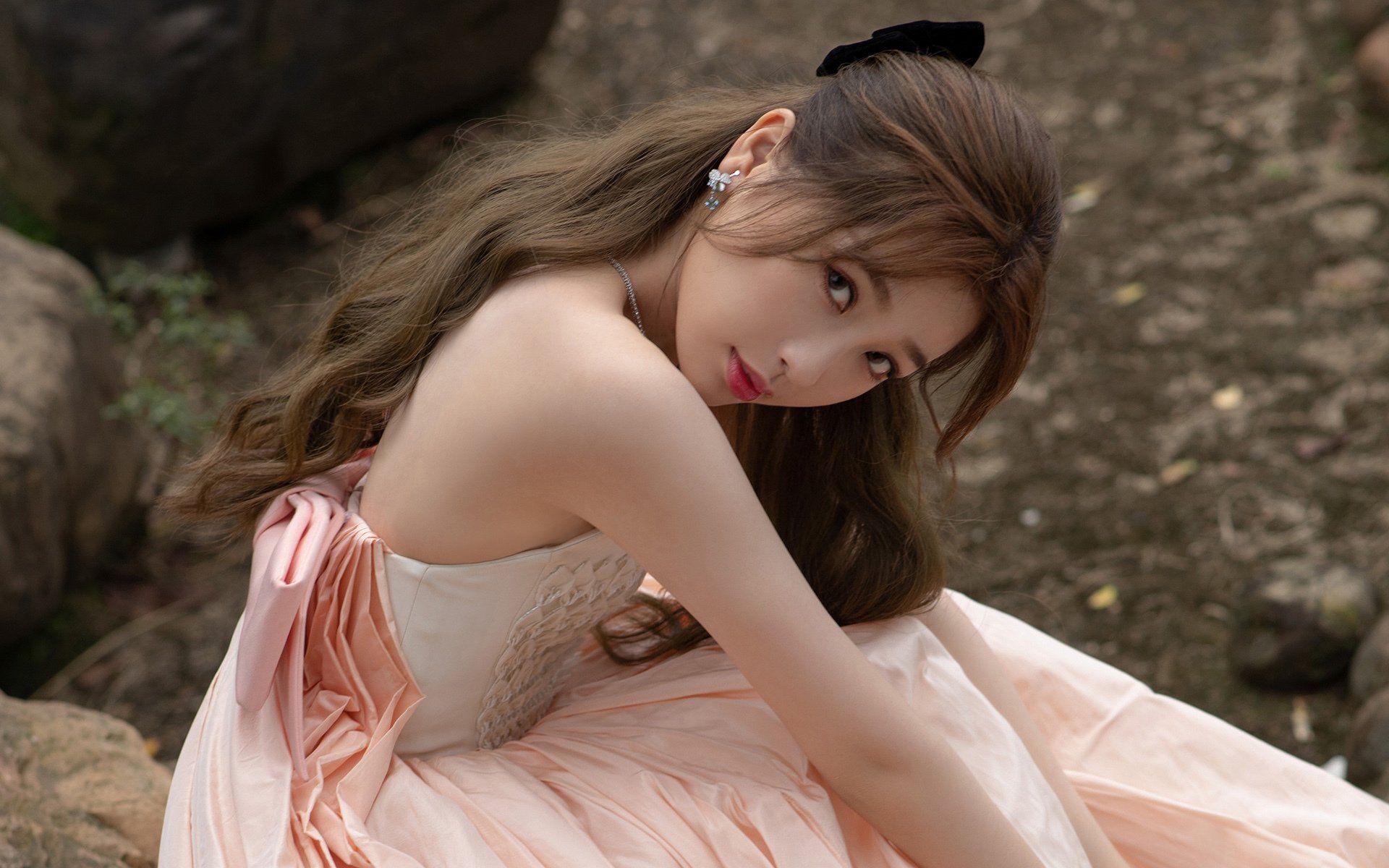 _现场直击:比赛中的惊险瞬间集锦_,比赛中的突发事件以及应对措施