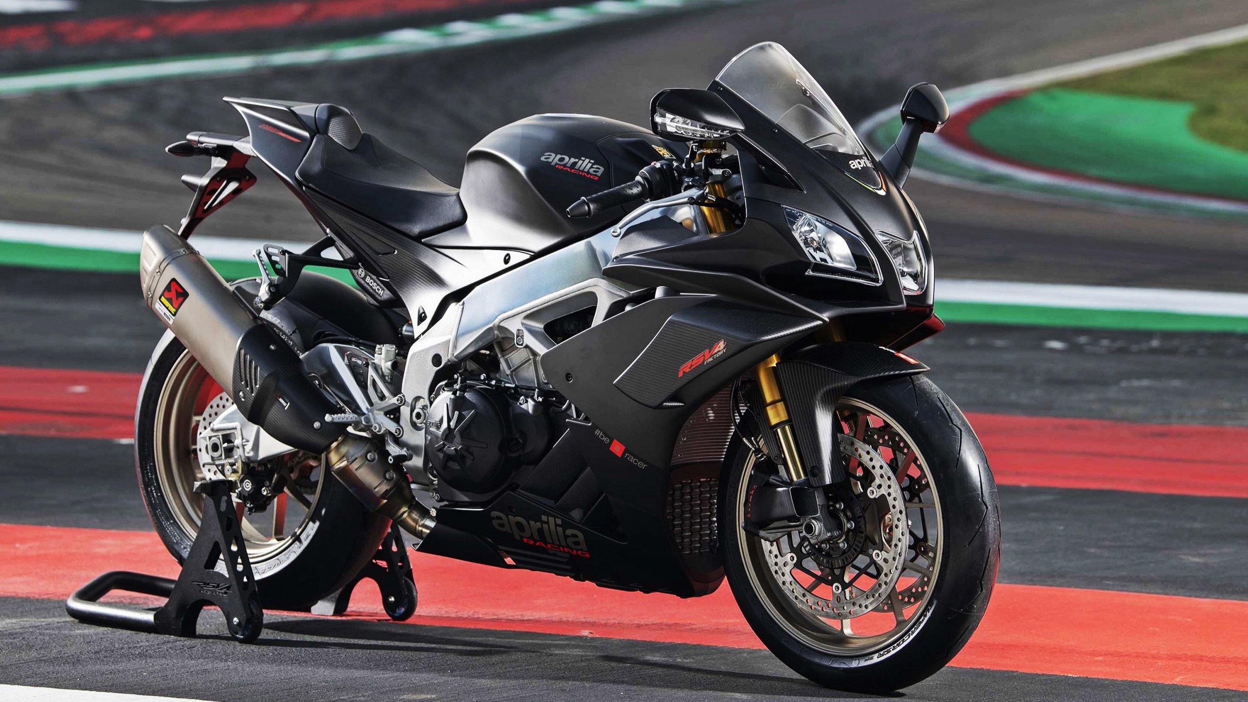 开云官方网站-快船锁定季后赛席位，乔治与伦纳德双星闪耀，快船对乔治