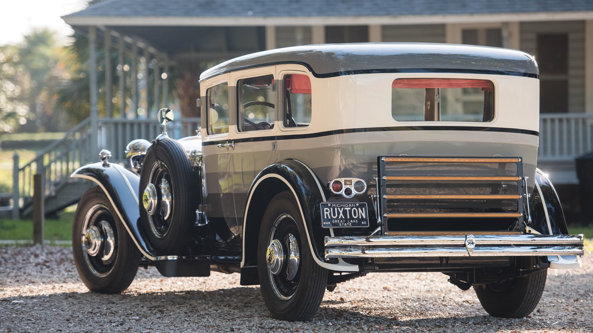 中国男篮提升对抗能力加强身体对位，中国男篮战术分析