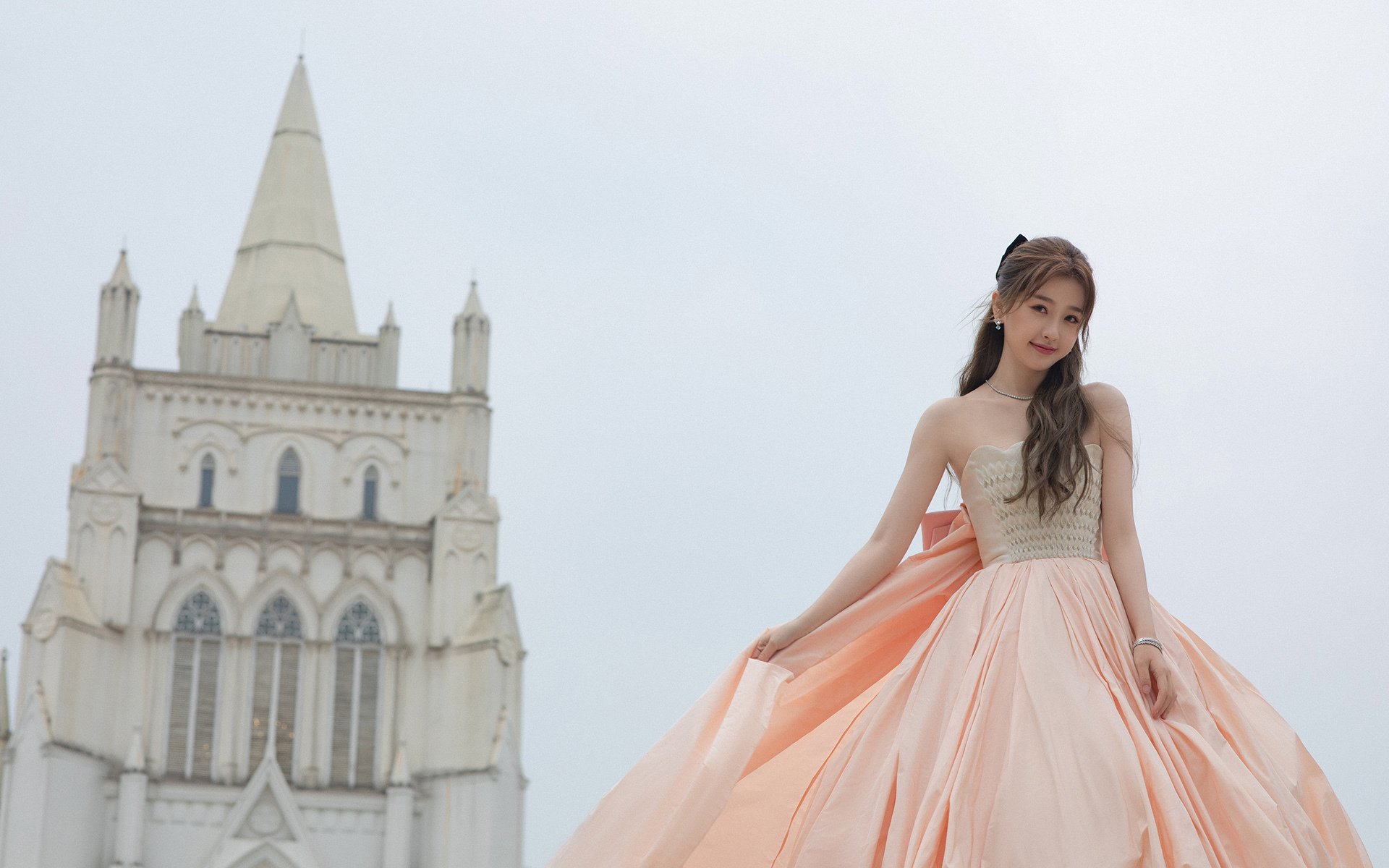 开云官网APP下载-詹姆斯赛季场均得分创近三年新高，詹姆斯赛季总得分